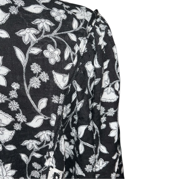 Stella & Ginger Floral Peasant Blouse - Picture 5 of 11